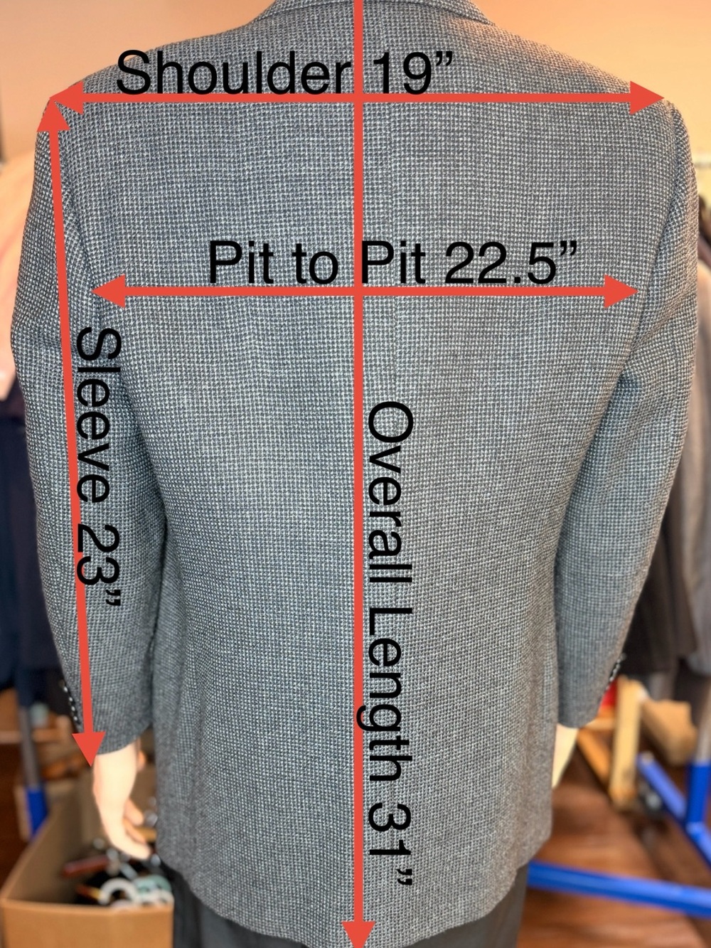 Canali Men's Gray Microcheck Sport Coat - Picture 9 of 9